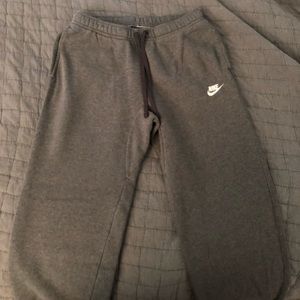 Nike men’s sweatpants